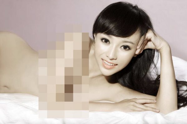 Han Yifei takes nude photographs to honor her promise to Chinese netizens after China's men's national basketball team made the first round of the World Championships.