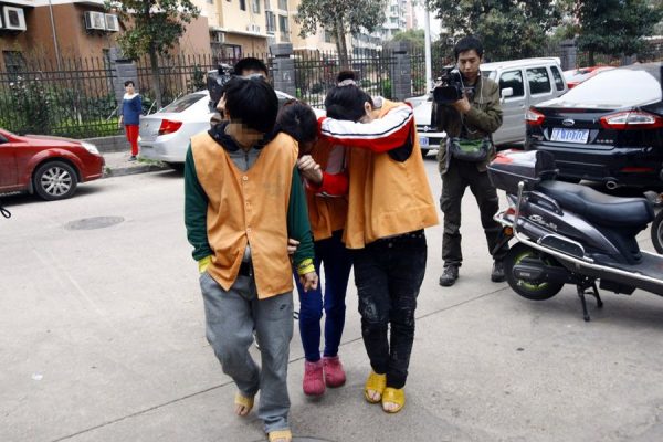 13-year-old-chinese-girls-fake-virgins-sell-sex-extort-men-01-600x400.jpg