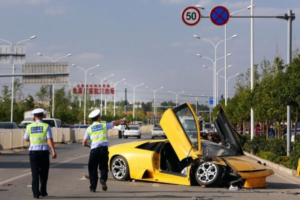 The wrecked Lamborghini.
